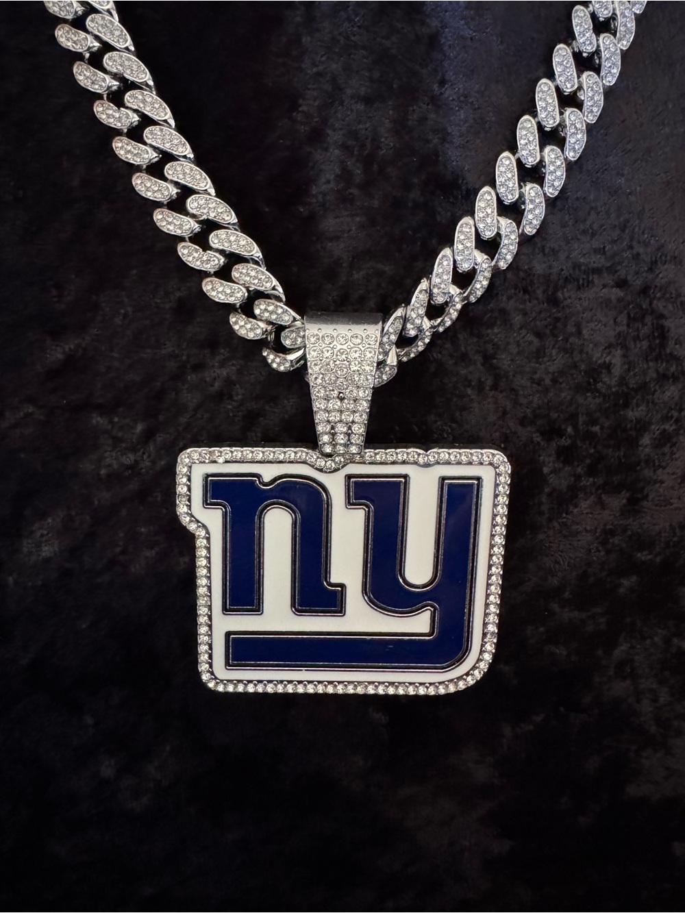 NFL New York Giants Pendant with 20” Chain Unisex Necklace Football Jewelry